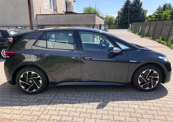 Volkswagen ID.3 cena 95700 przebieg: 54000, rok produkcji 2021 z Rymanów małe 781